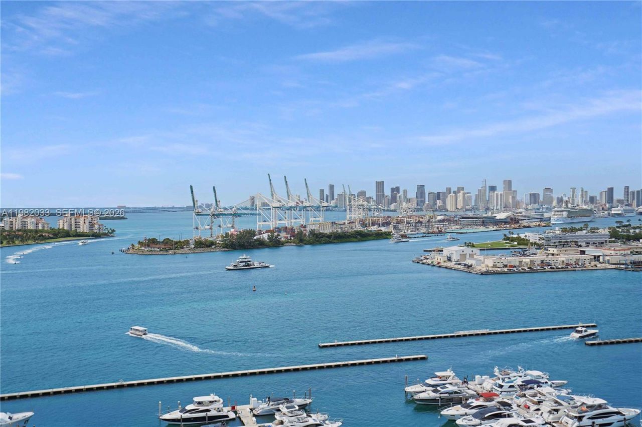 90 Alton Rd, Unit 2212, Miami Beach, FL 33139 Photo