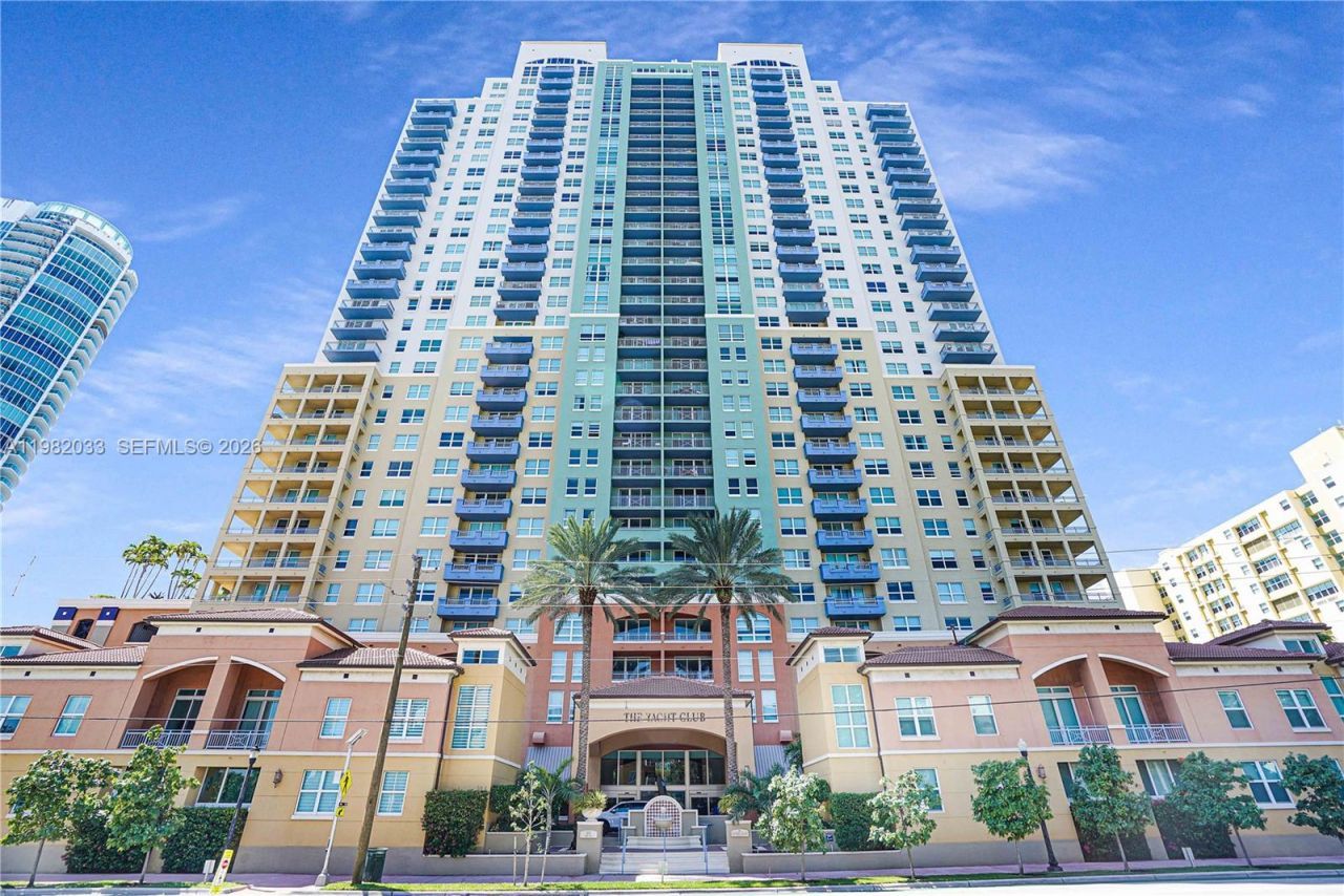 90 Alton Rd, Unit 2212, Miami Beach, FL 33139 Photo