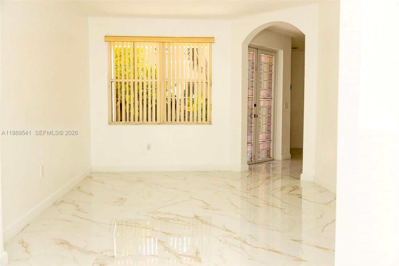 3433 SW 171st Ter, Miramar, FL 33027 Photo