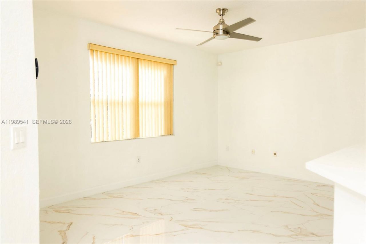 3433 SW 171st Ter, Miramar, FL 33027 Photo