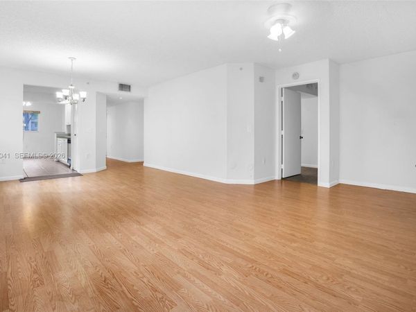 900 SW 142nd Ave , Unit 115L, Pembroke Pines, FL 33027