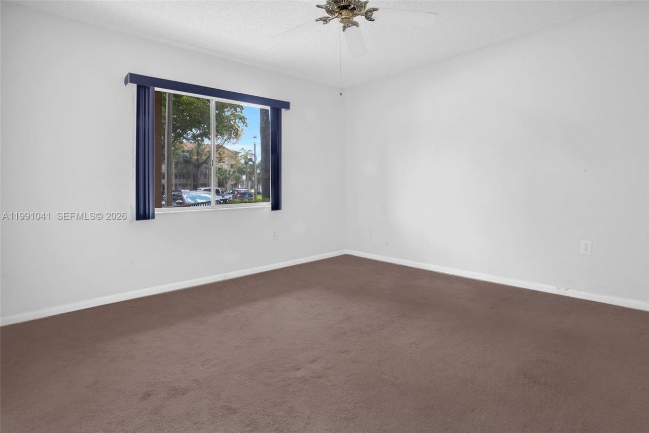 900 SW 142nd Ave , Unit 115L, Pembroke Pines, FL 33027 Photo