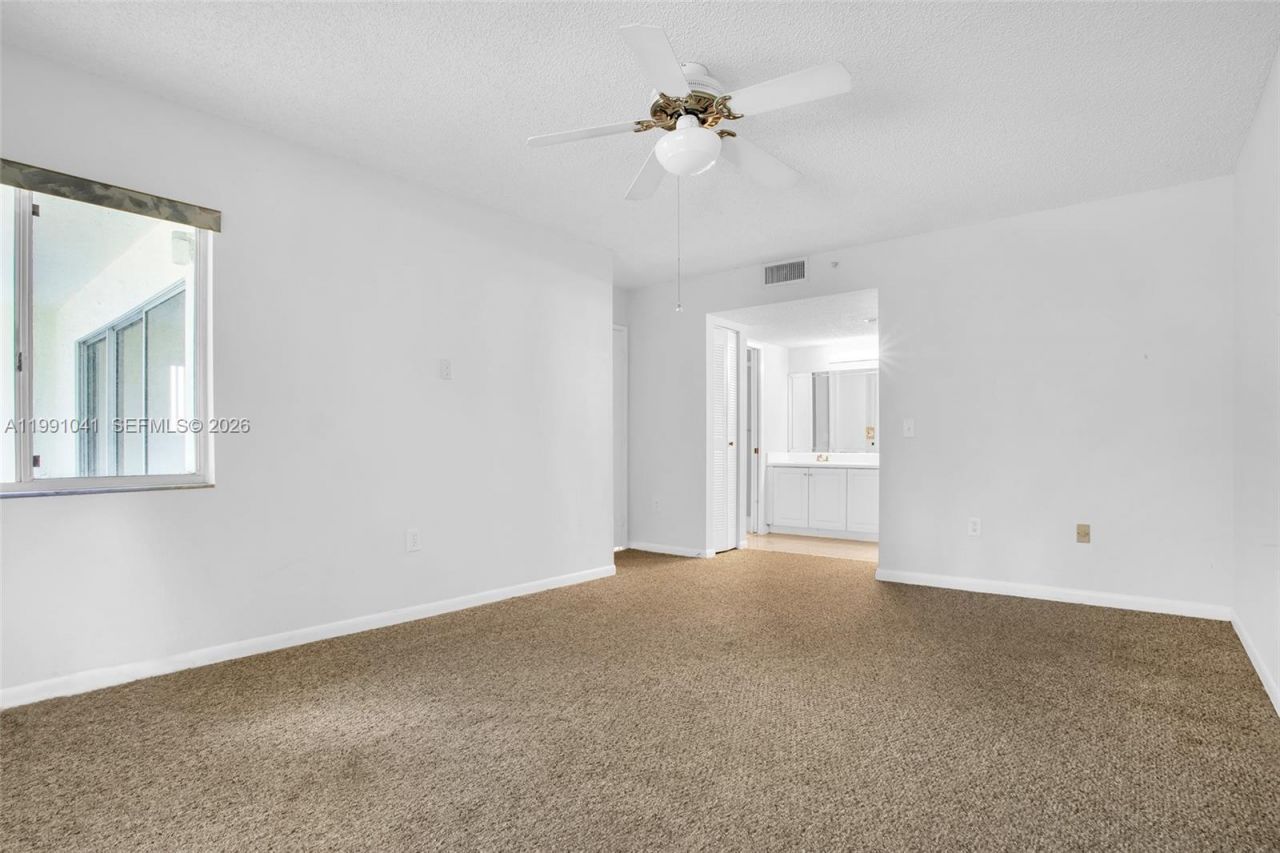 900 SW 142nd Ave , Unit 115L, Pembroke Pines, FL 33027 Photo