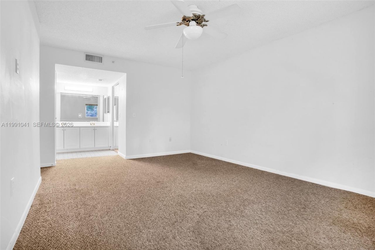 900 SW 142nd Ave , Unit 115L, Pembroke Pines, FL 33027 Photo