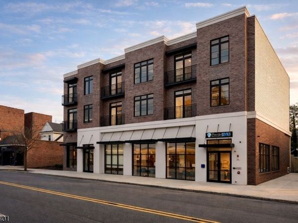 423 South avenue west, Unit 201, Westfield, NJ 07090