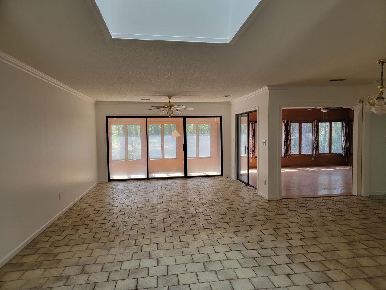 124 University Circle Photo 3