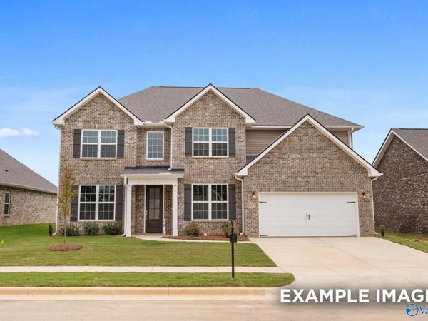 817 Ronnie Drive SE, Hartselle, AL 35640