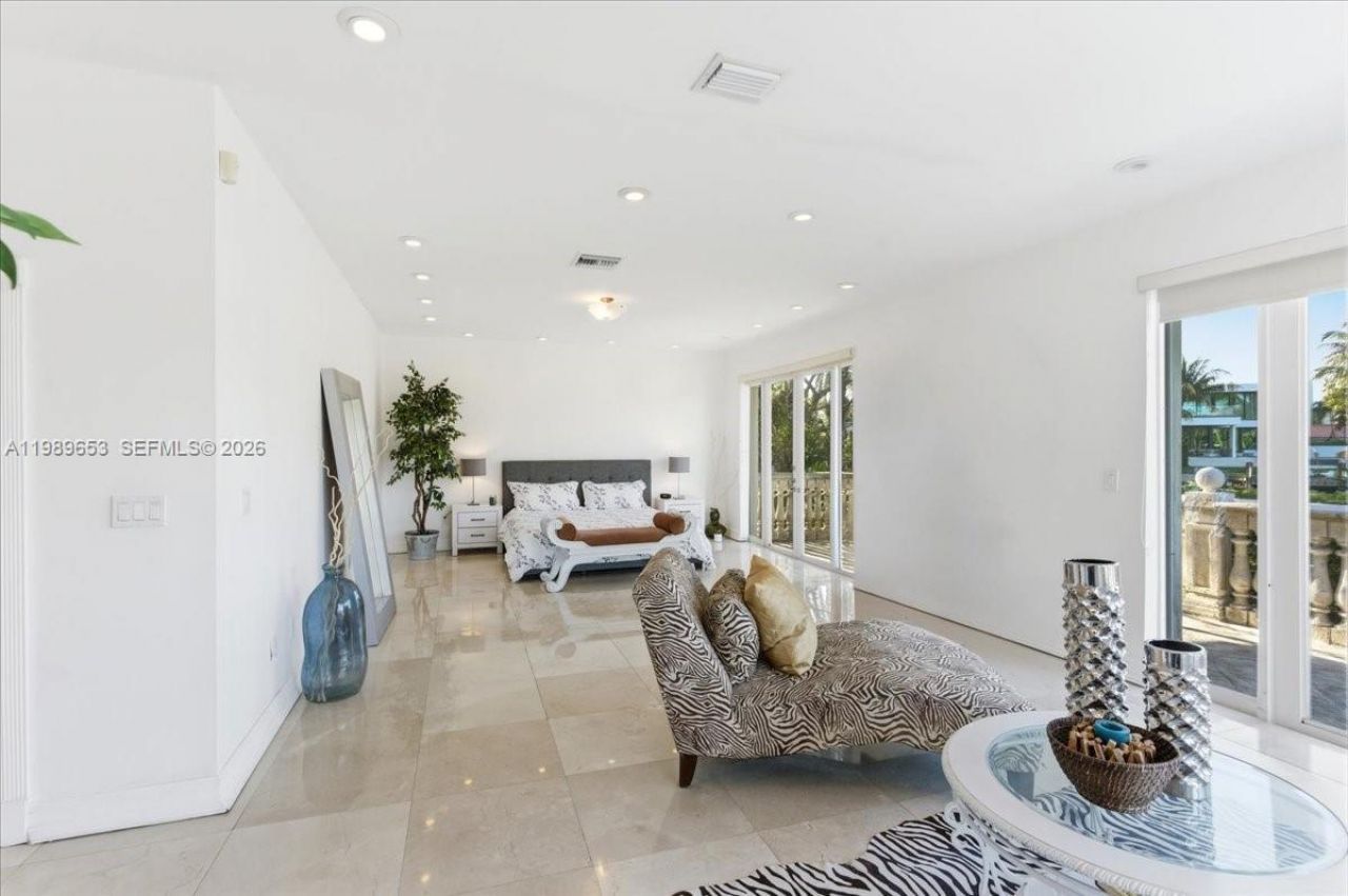 1249 Biscaya Dr , Surfside, FL 33154 Photo