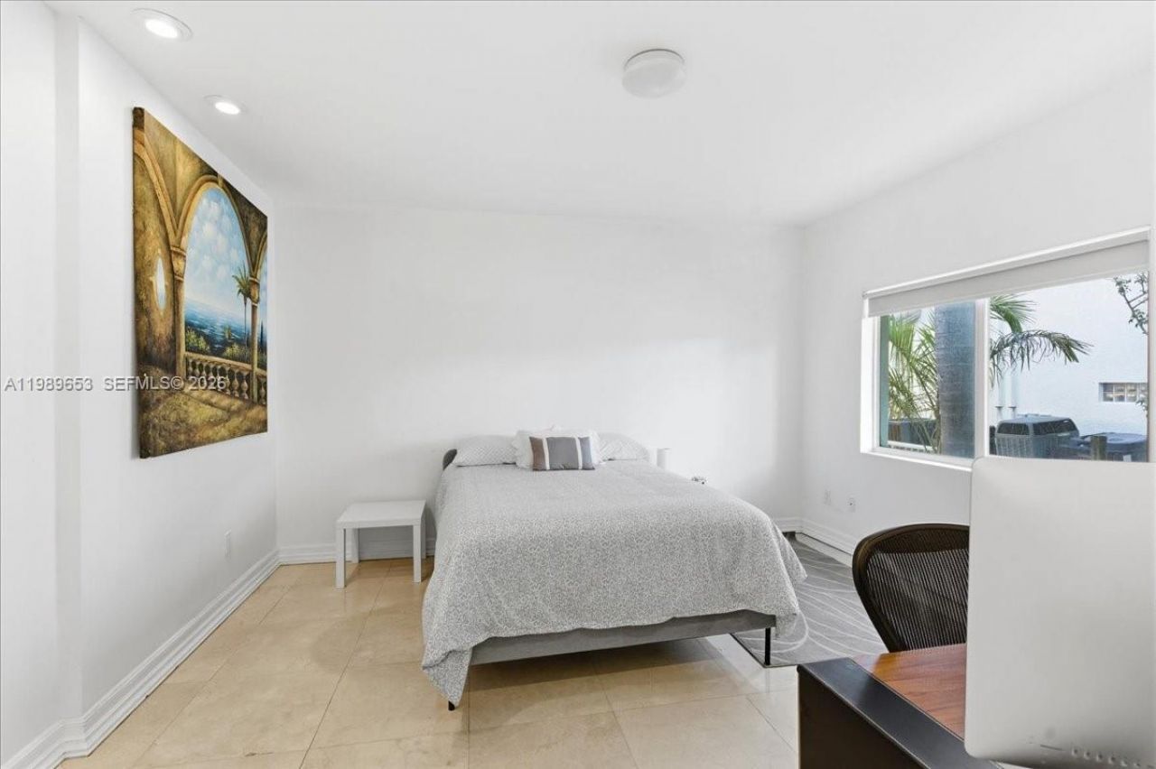 1249 Biscaya Dr , Surfside, FL 33154 Photo