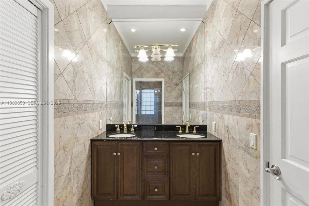 1249 Biscaya Dr , Surfside, FL 33154 Photo