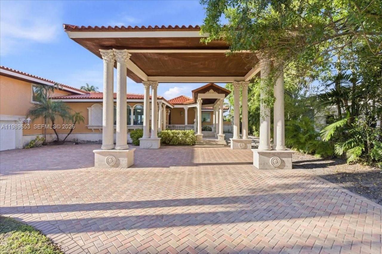 1249 Biscaya Dr , Surfside, FL 33154 Photo