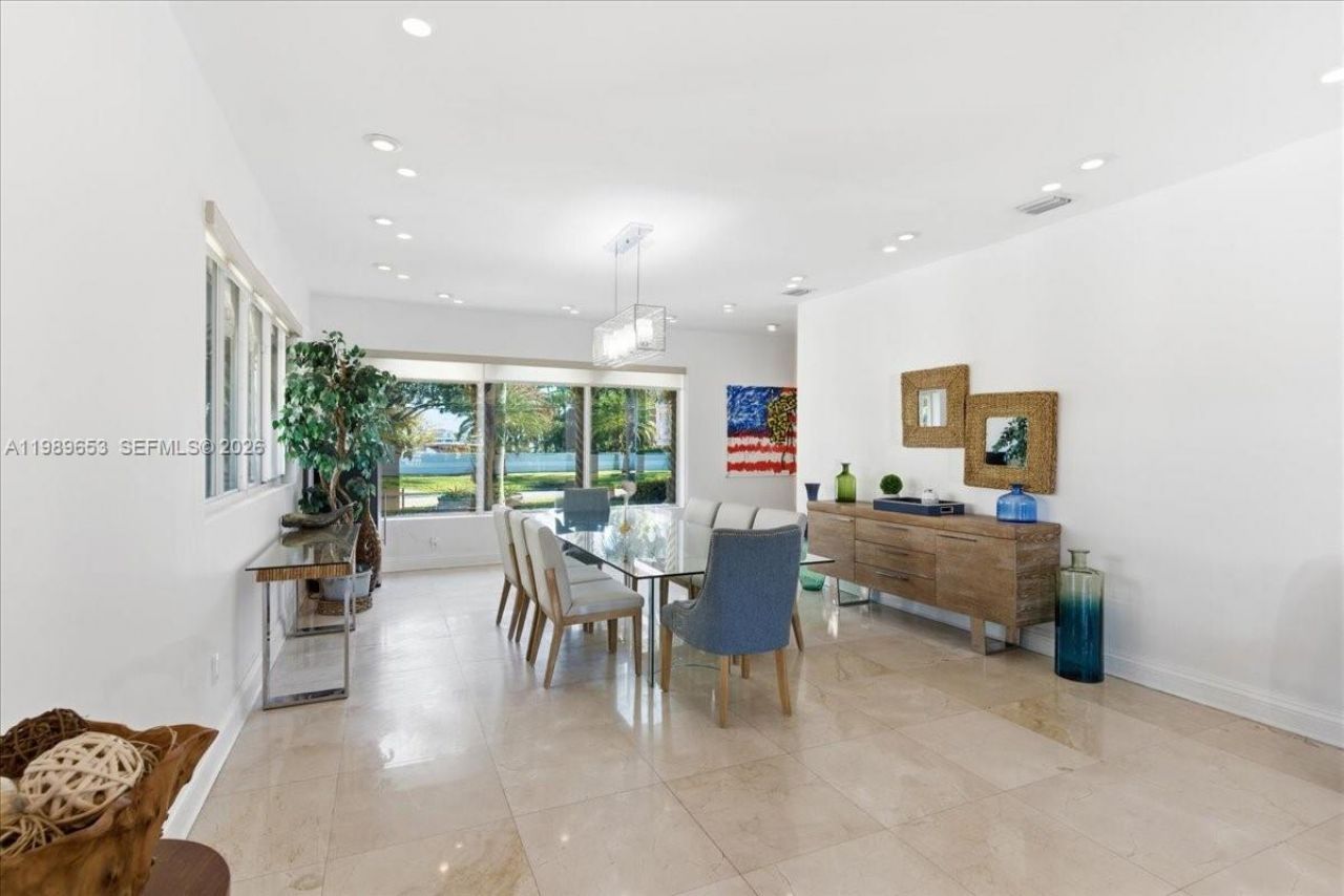 1249 Biscaya Dr , Surfside, FL 33154 Photo