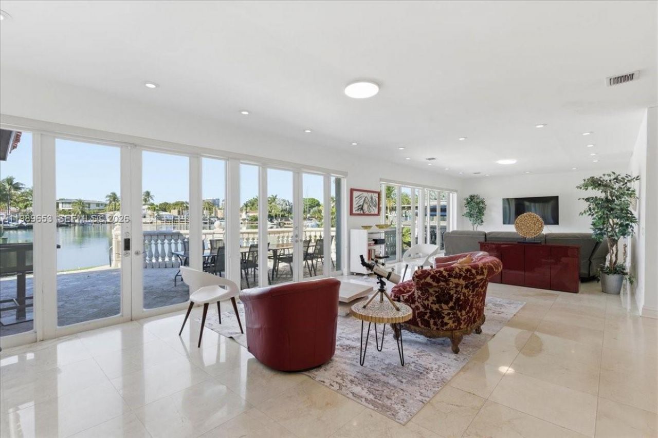 1249 Biscaya Dr , Surfside, FL 33154 Photo