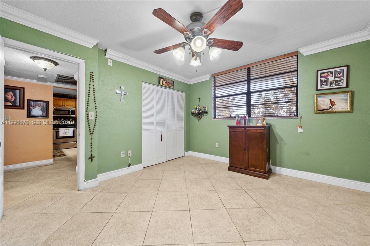 901 Colony Point Cir , Unit 503, Pembroke Pines, FL 33026 Photo