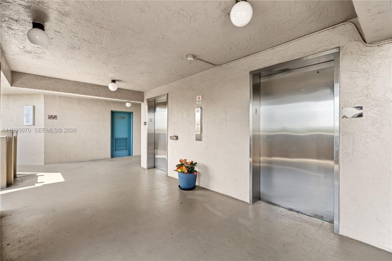 901 Colony Point Cir , Unit 503, Pembroke Pines, FL 33026 Photo