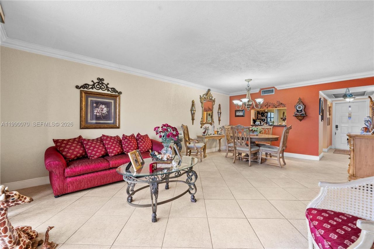 901 Colony Point Cir , Unit 503, Pembroke Pines, FL 33026 Photo