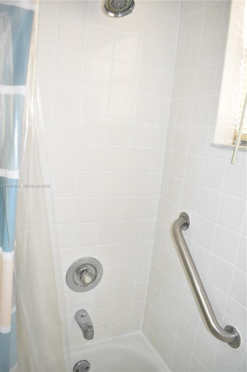 9800 Sunrise Lakes Blvd , Unit 208, Sunrise, FL 33322 Photo