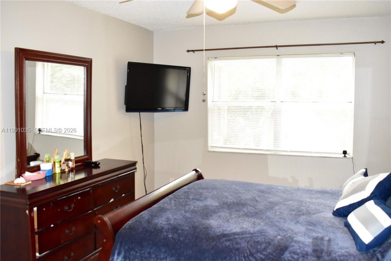 9800 Sunrise Lakes Blvd , Unit 208, Sunrise, FL 33322 Photo