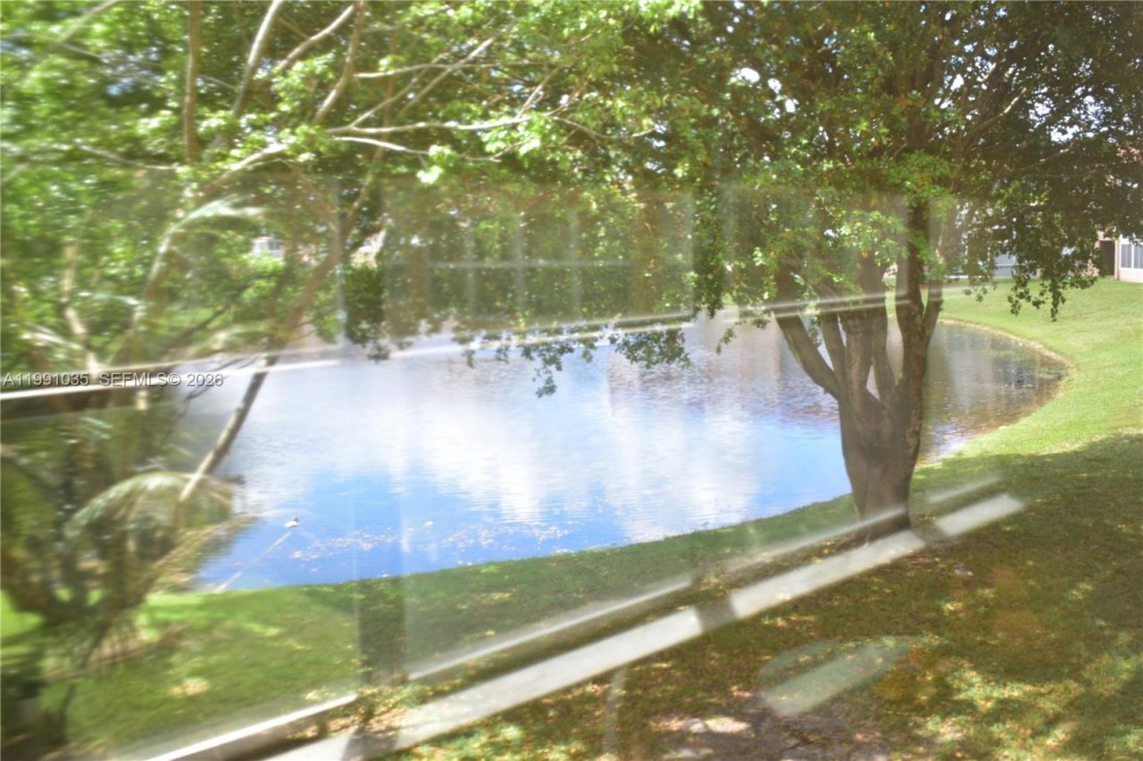 9800 Sunrise Lakes Blvd , Unit 208, Sunrise, FL 33322 Photo