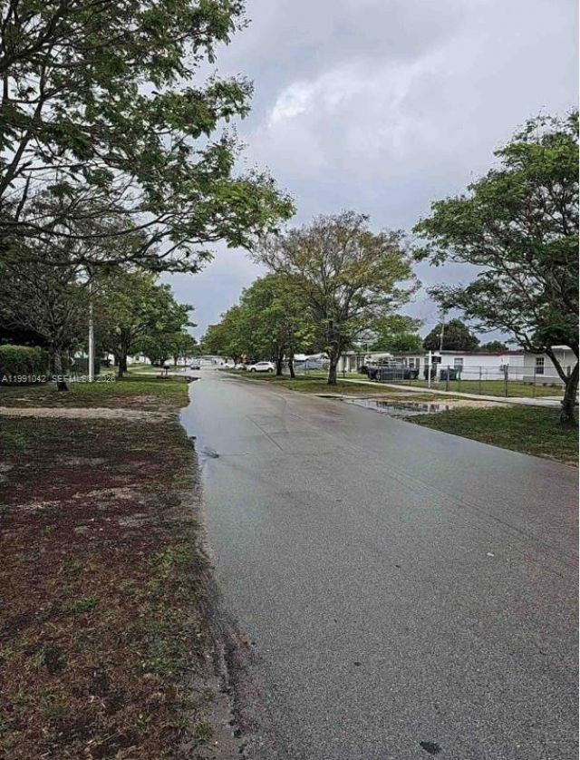 2345 NW 161st St, Miami Gardens, FL 33054 Photo