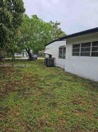 2345 NW 161st St, Miami Gardens, FL 33054 Photo