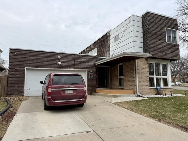 4647 W Scranton PLACE, Milwaukee, WI 53216