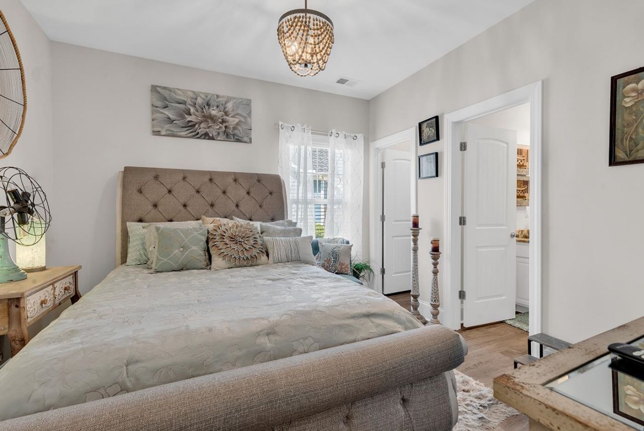 1004 Stilt Ct.  Photo 34