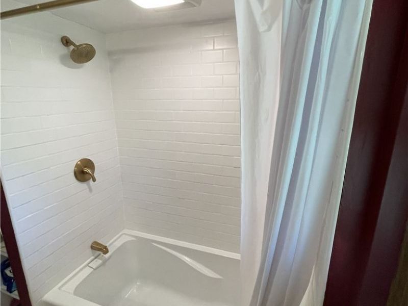 10101 Biddulph Road, Brooklyn, OH 44144 Photo 18