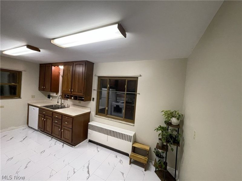 10101 Biddulph Road, Brooklyn, OH 44144 Photo 6