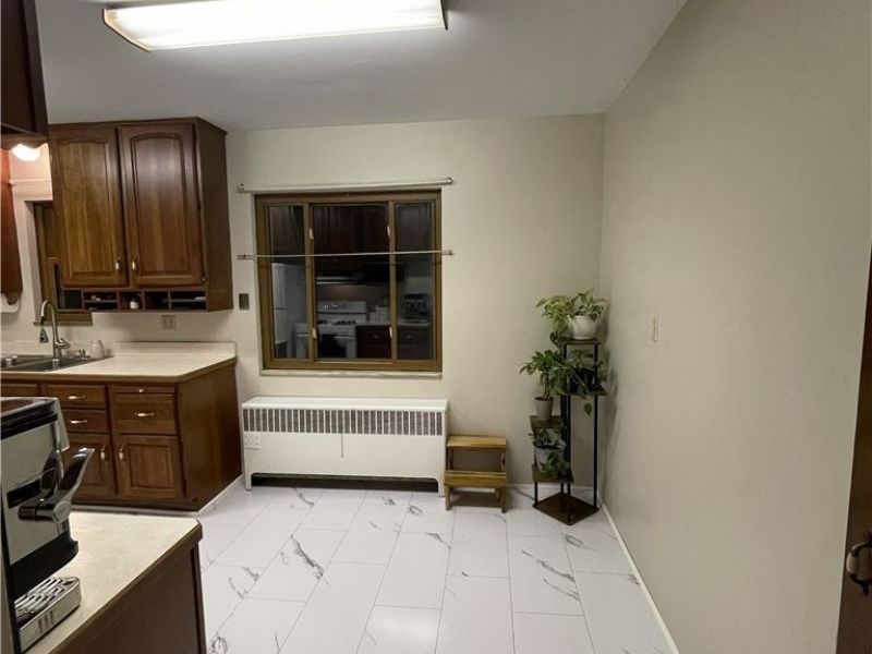 10101 Biddulph Road, Brooklyn, OH 44144 Photo 8