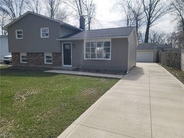 38136 Parkway Boulevard, Willoughby, OH 44094