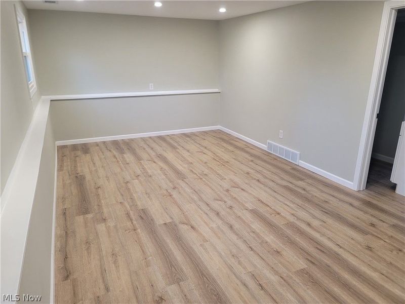 38136 Parkway Boulevard, Willoughby, OH 44094 Photo 22