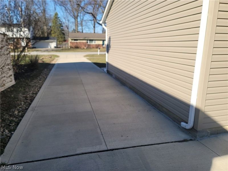 38136 Parkway Boulevard, Willoughby, OH 44094 Photo 39