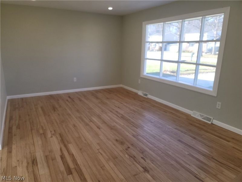 38136 Parkway Boulevard, Willoughby, OH 44094 Photo 6