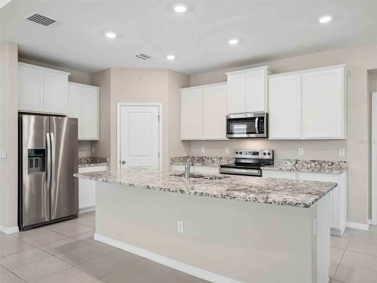 4982 NW 39th Loop, Ocala, FL 34482 Photo