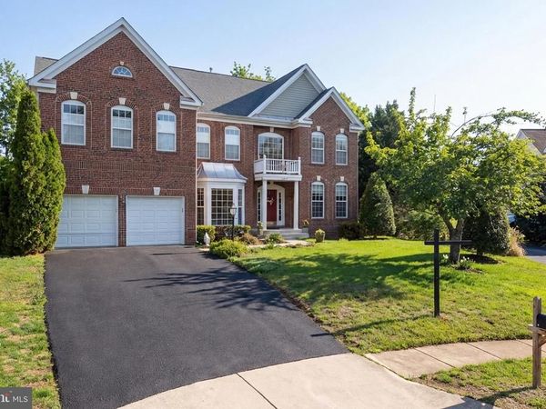 12494 CLIFF EDGE DRIVE, HERNDON, VA 20170