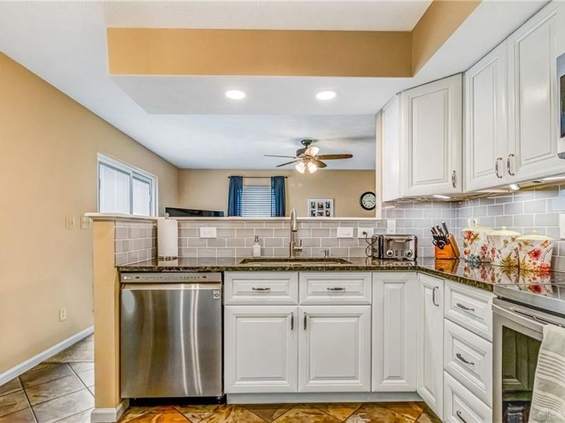 2462 Ferndown Drive, Miamisburg, OH 45342 Photo 11