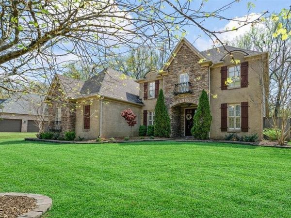 11979 HENNING OAKS LN, Arlington, TN 38002