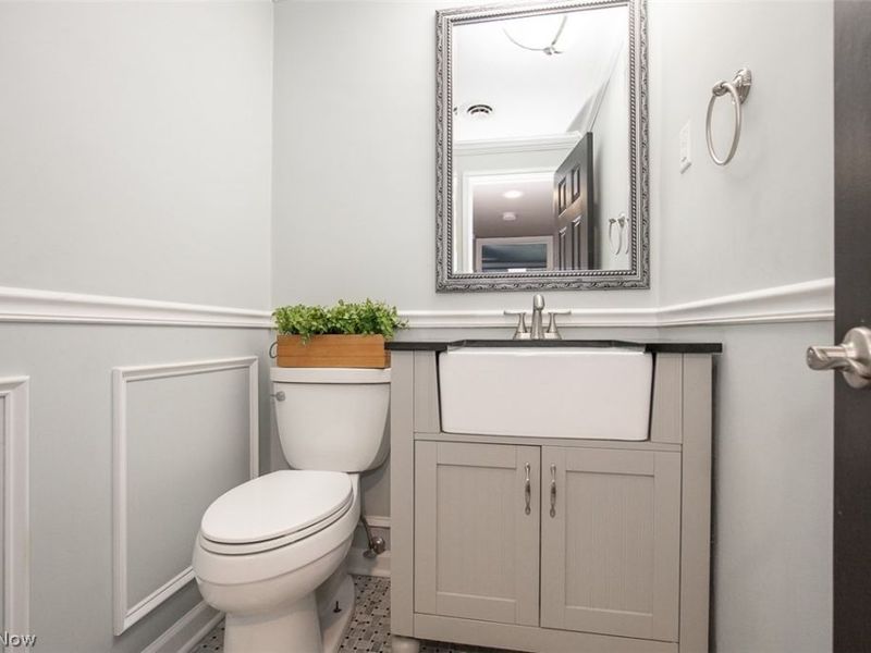 19015 Van Aken Boulevard, Unit 406, Shaker Heights, OH 44122 Photo 19