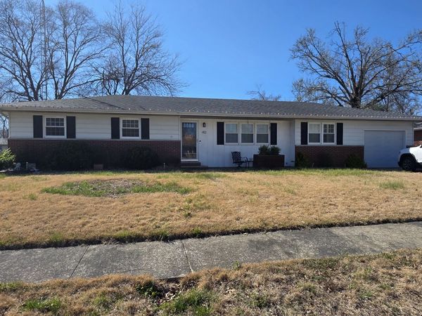 412 Sunset Drive , Centralia, IL 62801