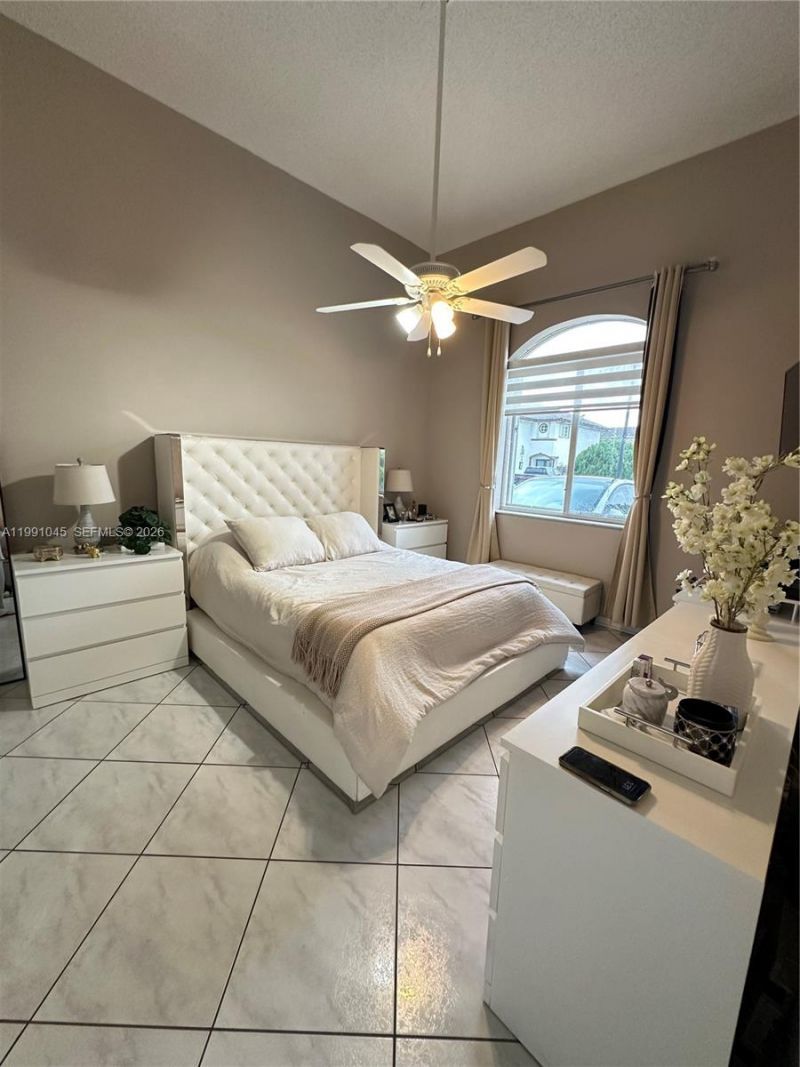 15318 SW 41st Ter , Miami, FL 33185 Photo