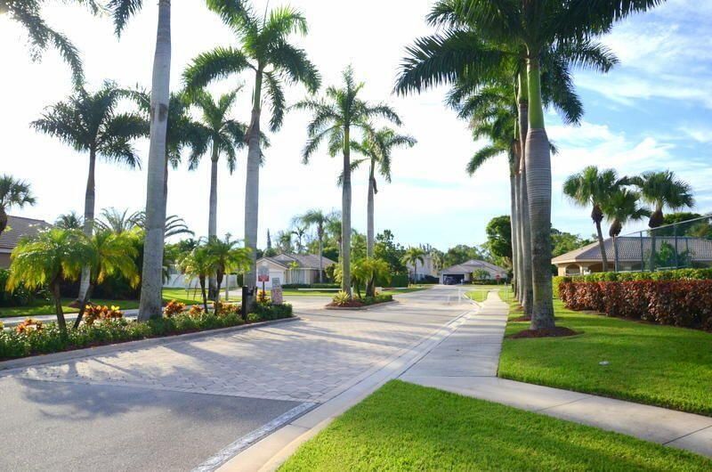 8122 Palm Gate Drive, Boynton Beach, FL 33436 Photo