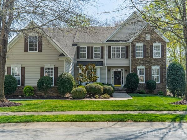 8203 Sturminster Drive, Waxhaw, NC 28173