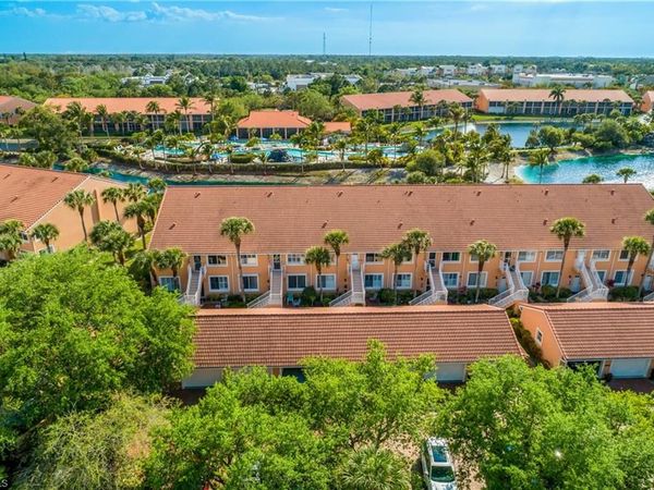 6630 Beach Resort DR, Unit 701, NAPLES, FL 34114