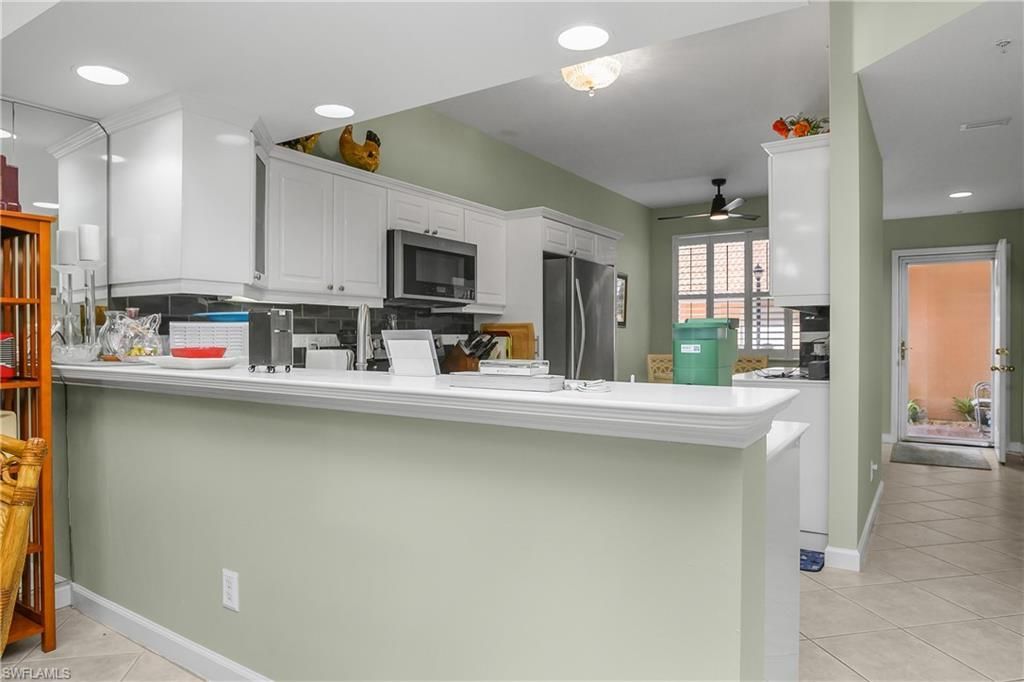 6630 Beach Resort Dr, Unit 701, Naples, FL 34114 Photo