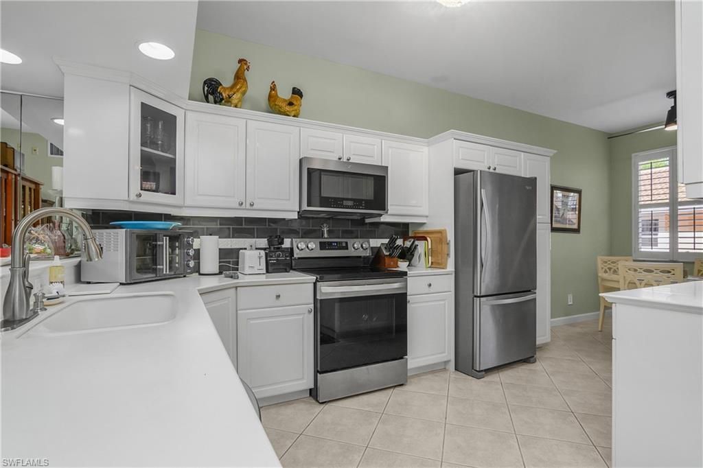6630 Beach Resort Dr, Unit 701, Naples, FL 34114 Photo