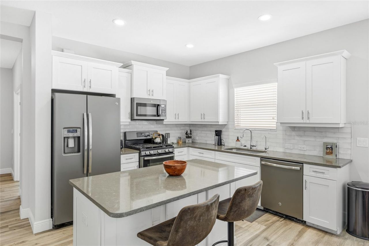 1735 Lake Verona Circle, Bradenton, FL 34211 Photo