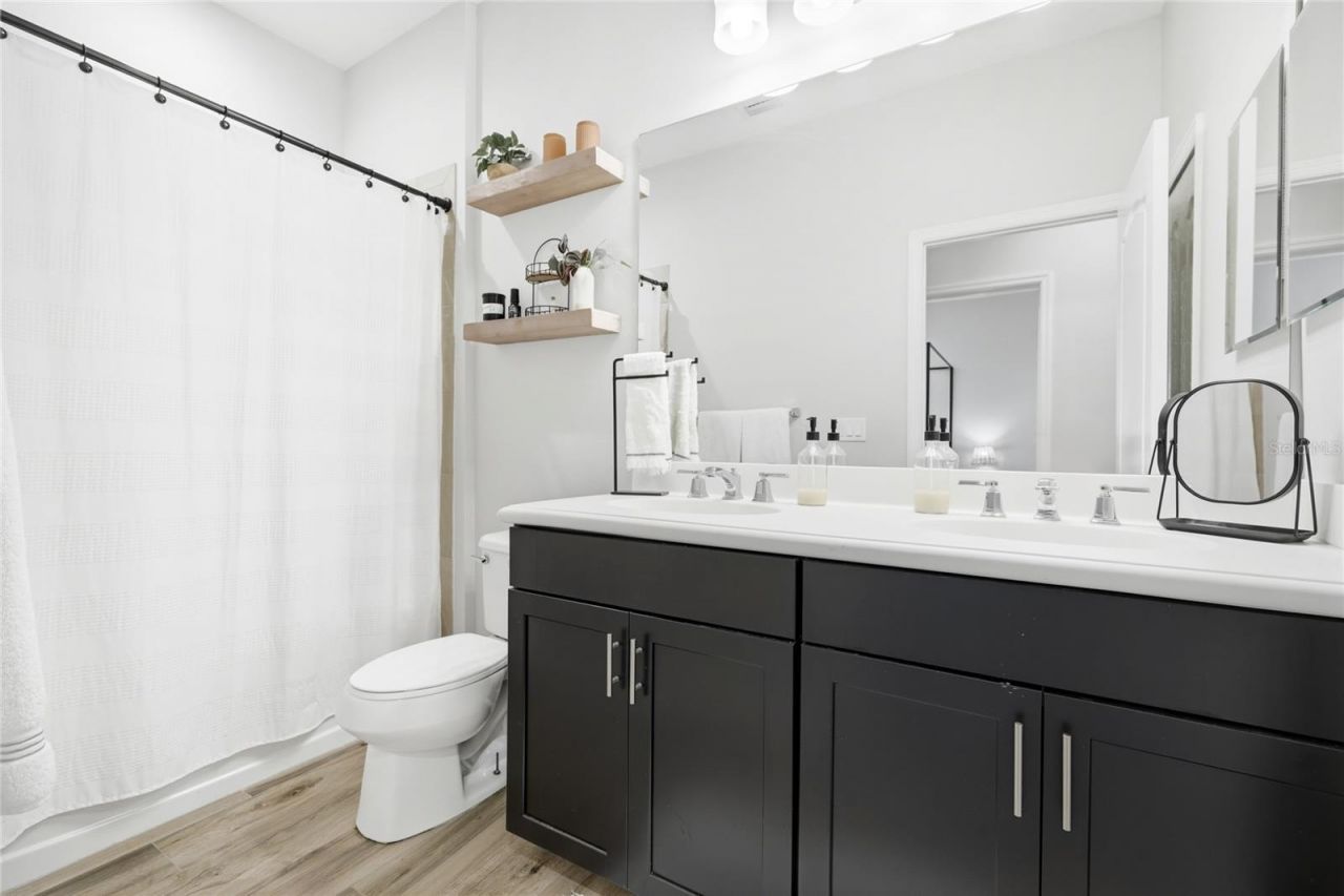 1735 Lake Verona Circle, Bradenton, FL 34211 Photo