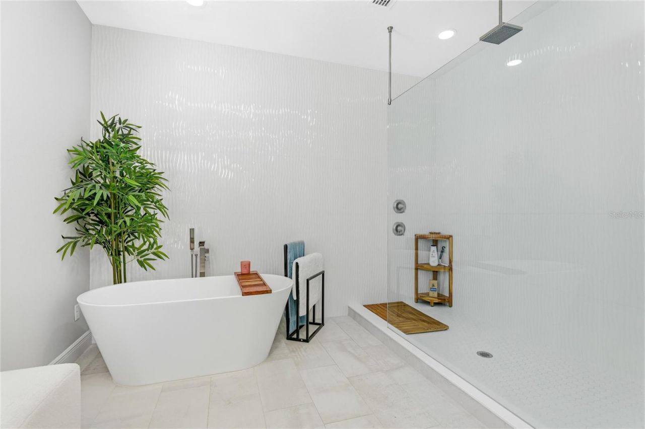 1735 Lake Verona Circle, Bradenton, FL 34211 Photo