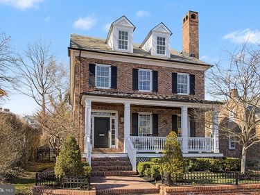 85 E OAKLAND AVENUE, DOYLESTOWN, PA 18901